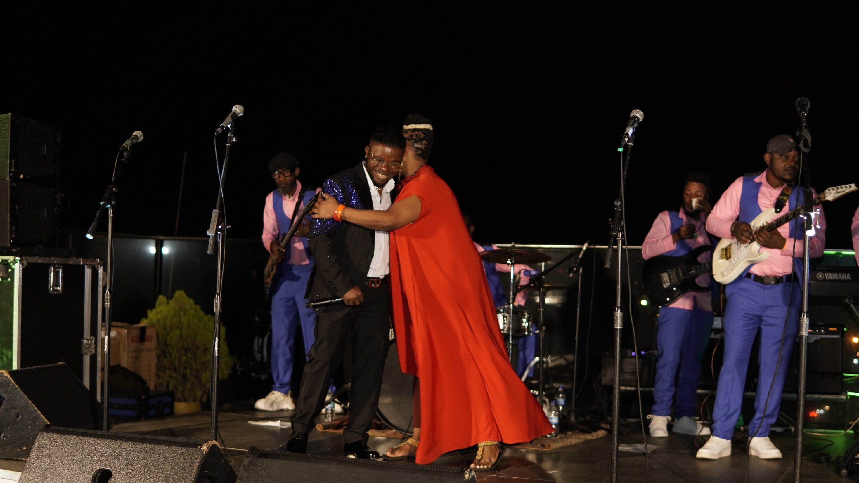 The First Rhumba VIP Affair: Zeget's Ballad of Waiting